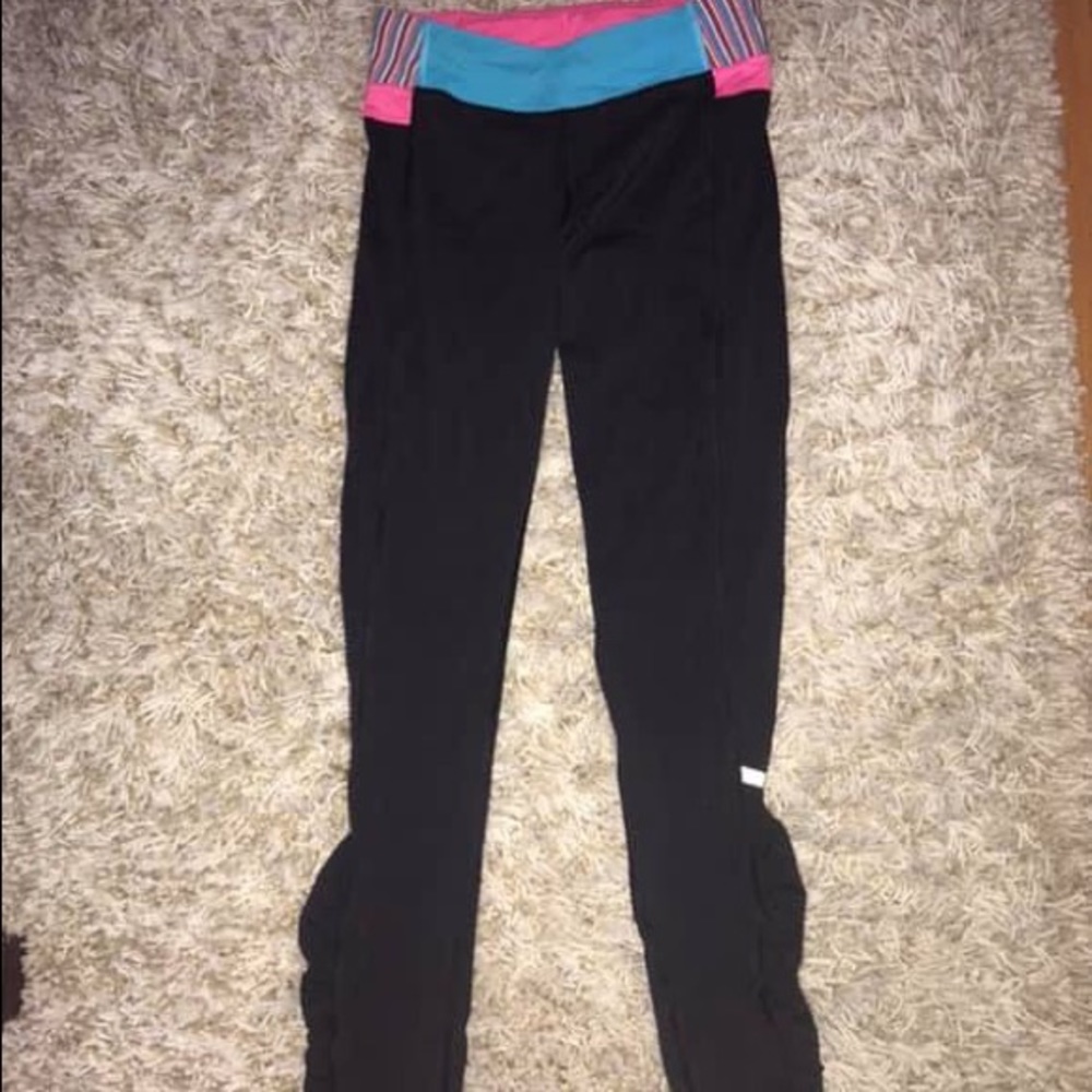 Ivivva ruffle leggings size 8